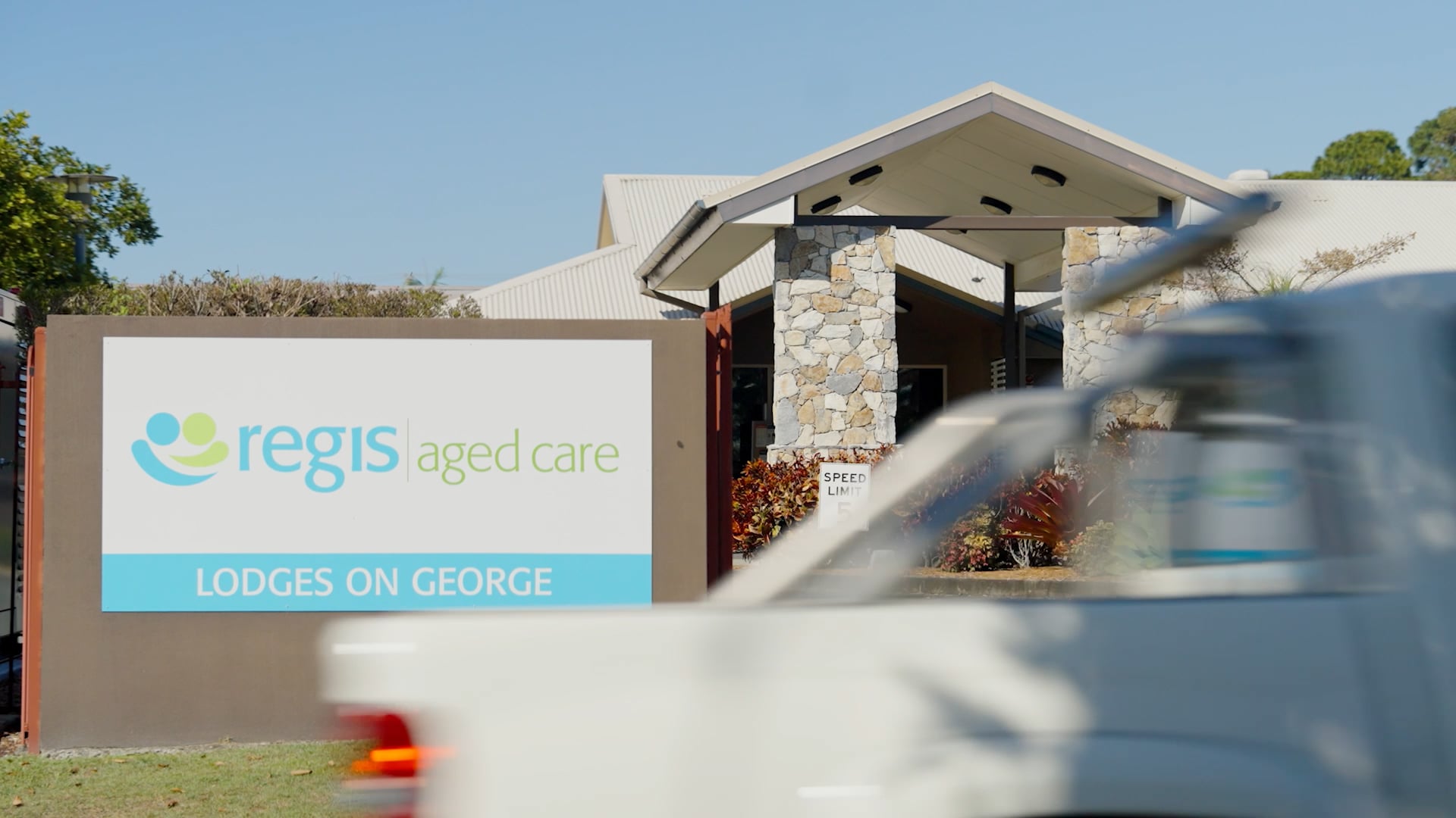 Regis-Aged-Care-Lodges-on-George-Tour